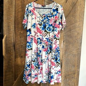 Tralilbee Casual Pleated Swing Dress with Pockets.  Size 1X